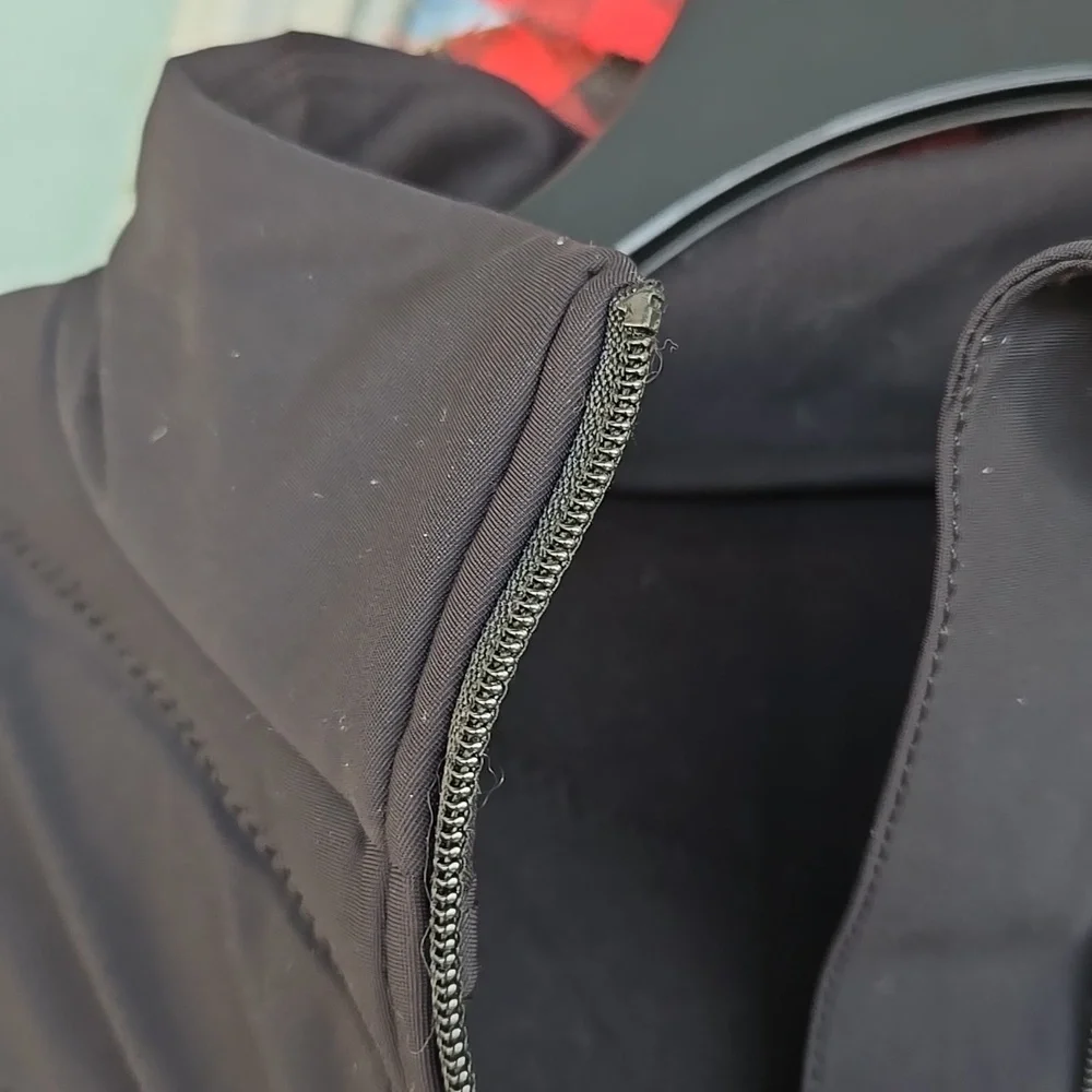 HALARA Black Quilted Jacket - Picture 6 of 7